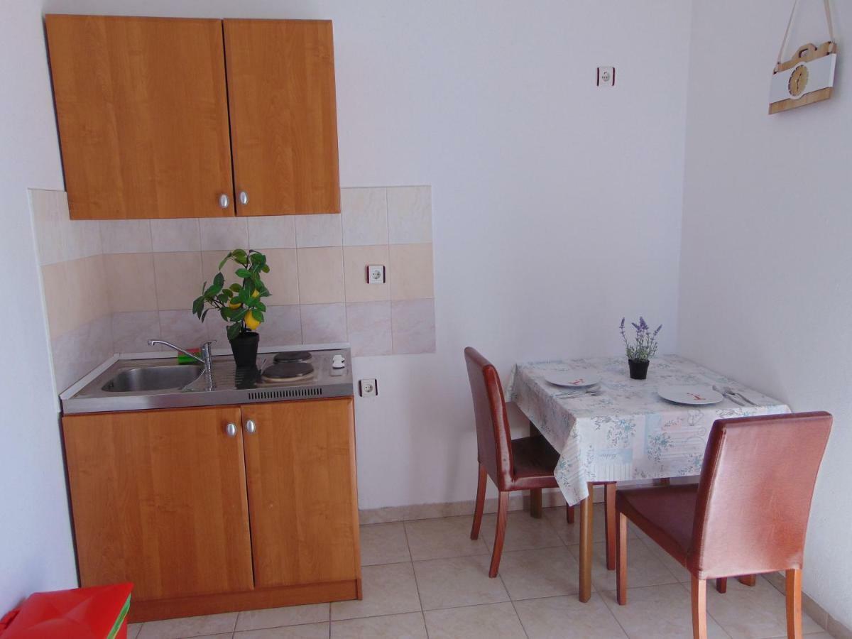 Apartment Maria Zadar Bagian luar foto